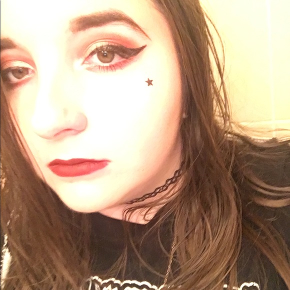 Meet your Posher, Eve - Picture 1 of 1